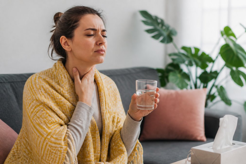 How to Clear Mucus From Throat Naturally: 7 Ways